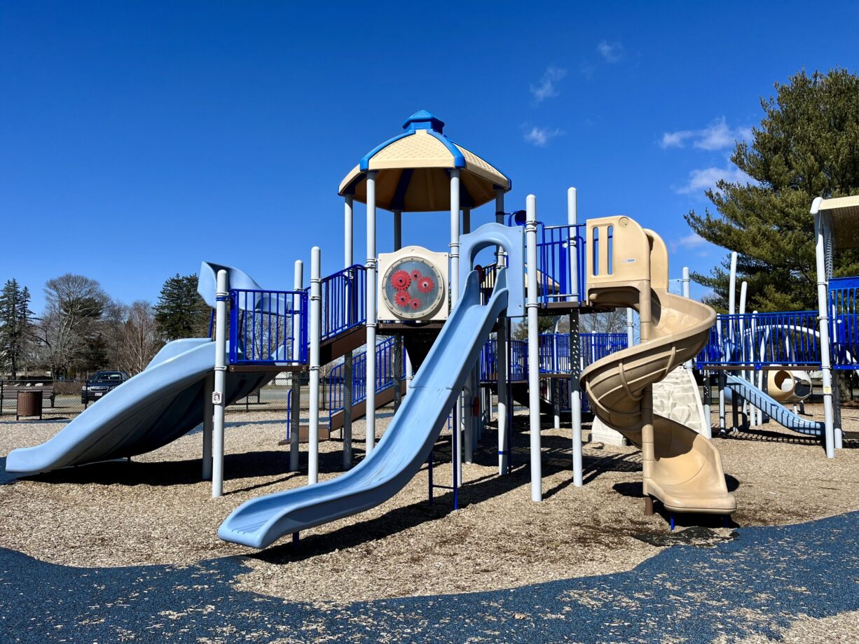 Braintree Highlands Community Playground - North and South Rivers ...